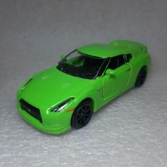 希少！ 緑 日産 GT-R 1/61 スケール マジョレット ミニカーのサムネイル