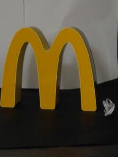 マクドナルド　ライト　看板　ゴールデンアーチ　ディスプレイ　アメトイ