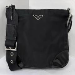【美品】PRADA 三角ロゴ シルバー ナイロン ショルダーバッグ 黒 白タグ