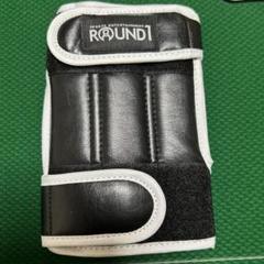 ボーリングROUND1 手首サポーター 黒　リストバンド