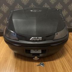 GIVI BLADE ブラックキャリアボックス キー付き GIVI BLADE ブラックキャリアボックス キー付き