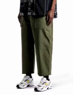 パンツ sacai 19AW OXFORD PANTS CLOPPED sacai 19AW OXFORD PANTS CLOPPED - メルカリ