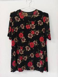 カットソー　半袖　レディース　ブラック　花柄　ｓ-01096