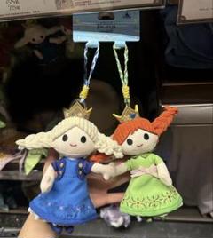 香港ディズニー アナ雪女王 エルサとアナ ぬいぐるみキー