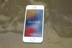 Apple iPhone SE 第1世代 シルバー 64GB Apple iPhone SE (第1世代) 64GB au [シルバー] 価格比較 - 価格.com