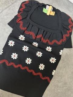 美品レッドヴァレンティノ春ニットさくらんぼ柄S