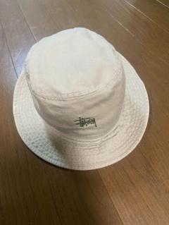 STUSSY クリーム色 バケットハット STUSSY（ステューシー）｜ハット（ベージュ系）一覧 - WEAR