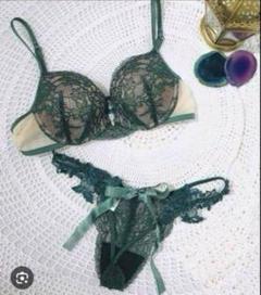 モデル掲載【ANNEBRA darkgreen 2点セット Wストラップ】