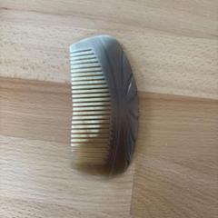天然水牛角頭皮マッサージ櫛くし美品ヘアブラシSK05 - メルカリ