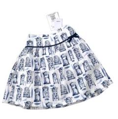 新品 BEBE　窓のイラスト スカート 白　青　キッズ 裏つき　べべ　130