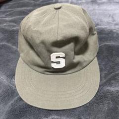 オリーブグリーン フラットビルキャップ Sマーク