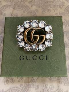 Gucci GGロゴブローチ クリスタル　オリジナルポーチ・リボン付き Gucci GGロゴブローチ クリスタルオリジナルポーチ・リボン付き