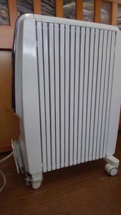送料込み デロンギ オイルヒーター TDD0815B