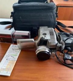 スーパーセール期間限定 希少 Panasonic NV-GS250-S - ビデオカメラ スーパーセール期間限定 希少 Panasonic NV-GS250-S - ビデオカメラ