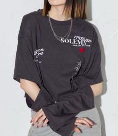 ハートロゴTシャツ チャコール