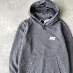 13473 NIKE ワンポイント ロゴ パーカー