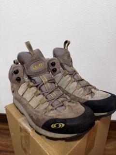 SALOMON トレッキングシューズ サイズ25.5cmのサムネイル