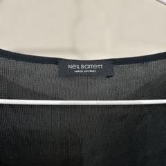 NEIL BARRETT ブラック Vネック 五分袖 トップスのサムネイル