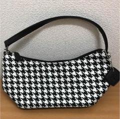 ゆりえ にたに バッグ