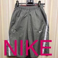 新品NIKE ハーフパンツ