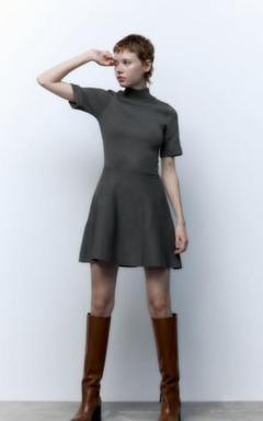【完売品】ZARA スケーターワンピース　黒　S　新品未使用タグつき zara スケーターワンピースxs - メルカリ