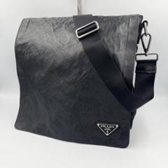 【極美品】PRADA メッセンジャーバッグ ラムレザー 三角ロゴ 希少アイテム 極美品】PRADA メッセンジャーバッグ ラムレザー 三角ロゴ 希少