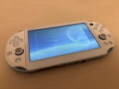 PS Vita 本体のみ 型番2000 ジャンク品です