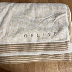 セリーヌ　CELINE　羽毛肩当て　ウールハーフケット 2025年最新】セリーヌ ハーフケットの人気アイテム - メルカリ