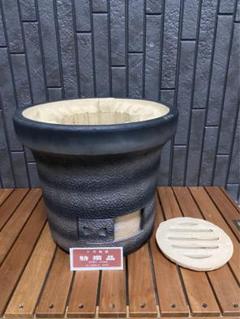 入手不可品 極厚天然珪藻土切り出し七輪 かまど七輪 32cm特大 バーベキュー main-qj720.jpg