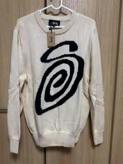 Stussy スワールロゴ ニットセーター Sサイズ STUSSY】CURLY S SWEATER NATURAL (STUSSY/ニット・セーター