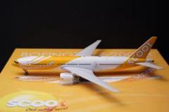 Phoenix スクート Scoot B777-200ER Phoenix Scoot Boeing 777-200ER Model Unboxing - YouTube