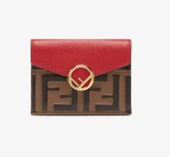 値下げ！FENDI3つ折り財布 レッド 2025年最新】Fendi カラー：レッド系 三つ折り財布の人気