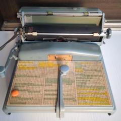 小型邦文　タイプライター　日本タイプライター株式会社製造　SH-280 ファイル:Japanese typewriter SH-280.jpg - Wikipedia