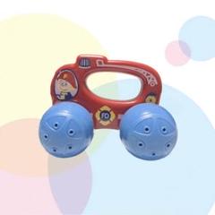 消防車　にぎってコロコロ　ハイハイ、お座りできれば充分に遊べます