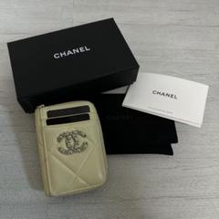 CHANELマトラッセ 19 ココ マーク ジップ コイン カード ケース 財布