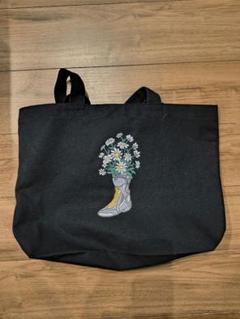 アンチビクスク トートバッグ