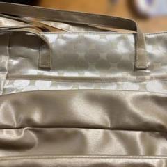 ベージュ ドット柄 マザーズバッグ