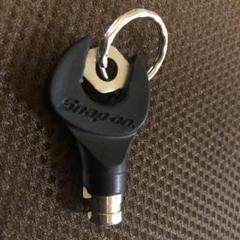 送料無料 スナップオン キーホルダー 新品 未使用品 黒 snap on