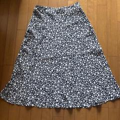 <希少品>TARA JARMON※牛革　星形装飾ミニスカート 希少品>TARA JARMON※牛革星形装飾ミニスカート