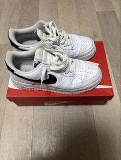 Nike Air Force 1 ホワイト/ブラックのサムネイル
