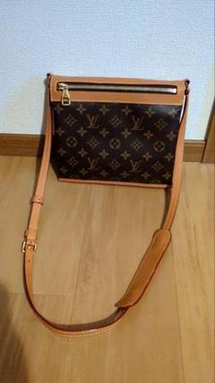 ≪気品溢れる≫【LOUIS VUITTON】メッセンジャーバッグ SALE]ヴィトン Vuitton レア Sロックメッセンジャー (Louis