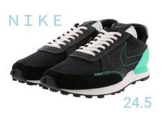 ☆NIKE スニーカー デイブレイクタイプ☆