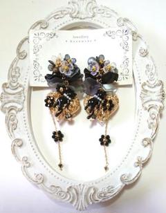 flower 黒猫 スワロフスキー ハートチャーム ピアスorイヤリング