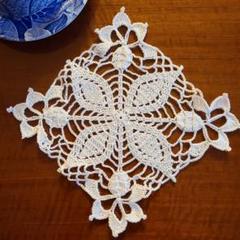 【172】レース編み ドイリー花模様 ホワイト 18cm　太め糸