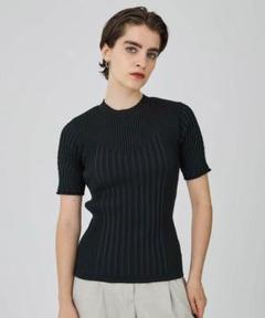 【美品】ユナイテッドトウキョウ ツイストリブサマーニット ブラックのサムネイル