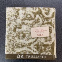 TRUSSARDI シルク タオルハンカチ - メルカリ