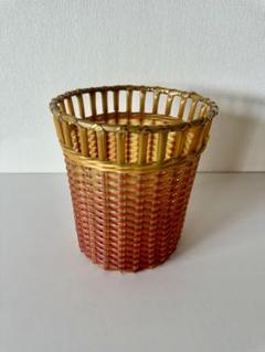 昭和レトロ　ゴミ箱　スチール　りんご柄　レトロポップ　コーナー用 昭和レトロポップ レア品 ふた付き ペダルダストボックス りんご