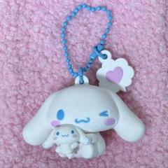 シナモン サンリオシークレットチャーム＋おまけ2点♡