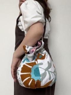 スザニ巾着バッグ Dress&spice＊レース巾着バッグ 内側サテン 丸底 巾着バッグ Own