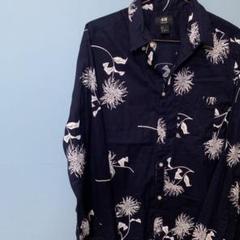美品!デザインシャツ 柄シャツ H&M